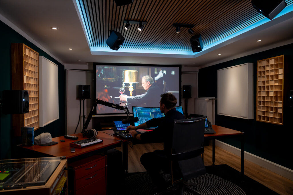 Eingemessener Dolby Atmos 7.1.4 Mischraum Studio Frankfurt Kronberg